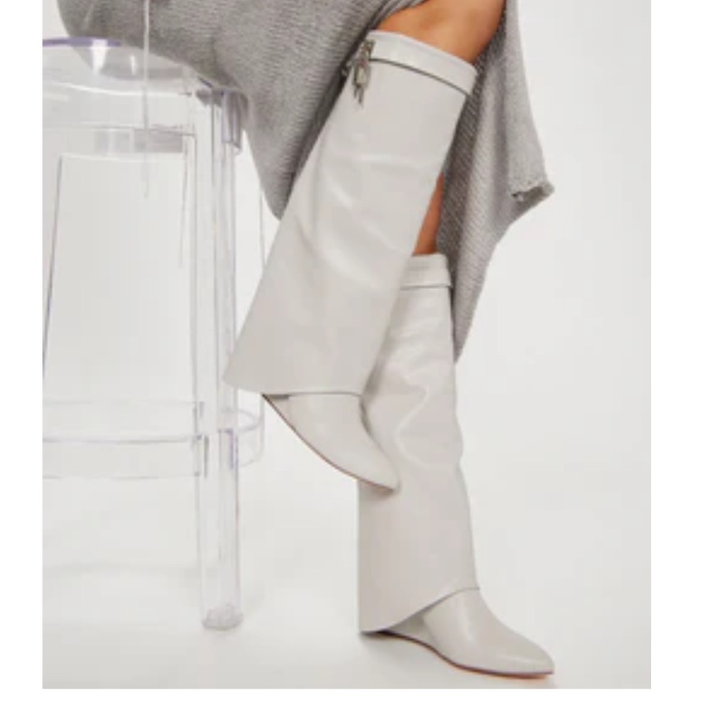 Fashion Nova Big City Dreams Boots